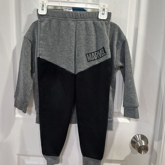 MARVEL 2 PIECES BOYS JOGGER SET - Picture 5 of 7